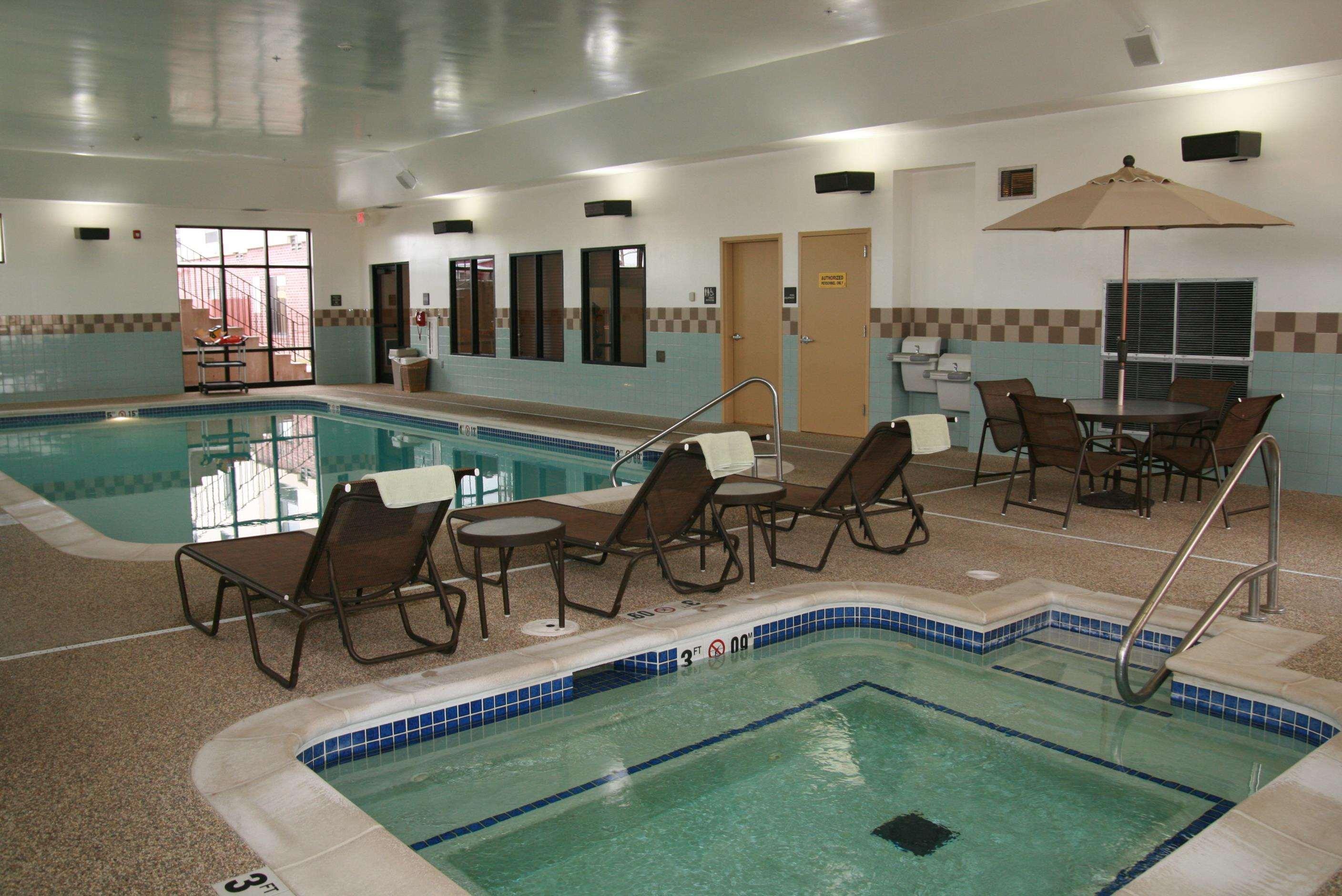 Newly Renovated Hampton Inn Omaha West Lakeside Einrichtungen foto
