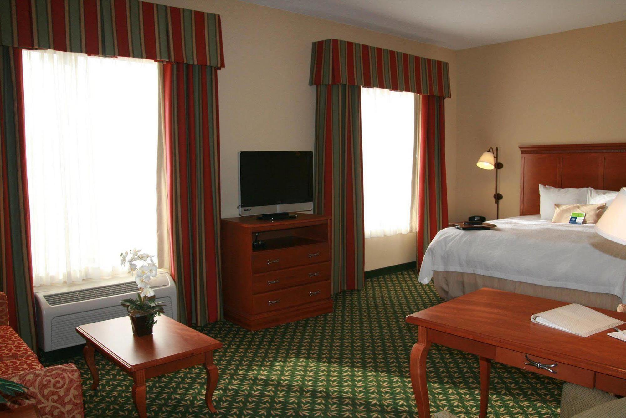 Newly Renovated Hampton Inn Omaha West Lakeside Zimmer foto